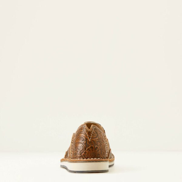 Cruiser Brown Floral Emboss - Mariposa