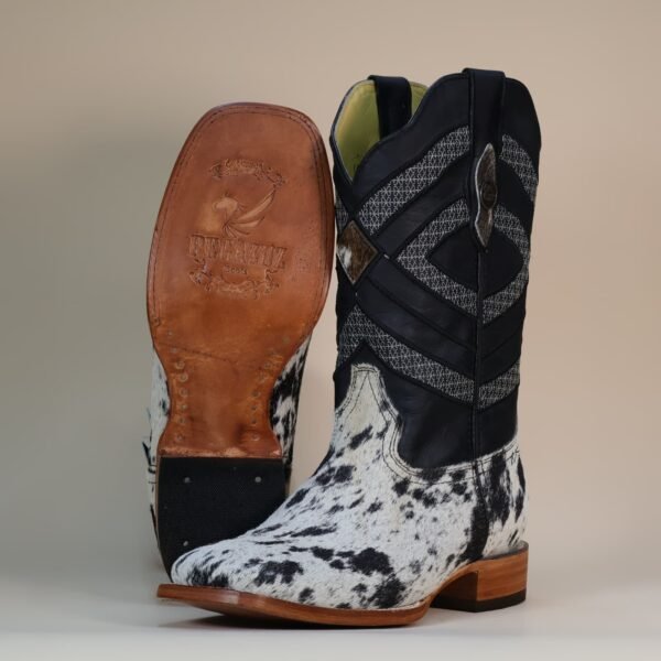Bota-Pelo-18.jpg Pegazuz Black & White Cowhide Boot PG09 - 10