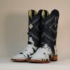 Bota-Pelo-55.jpg Pegazuz Black & White Cowhide Boot PG28 - 7.5