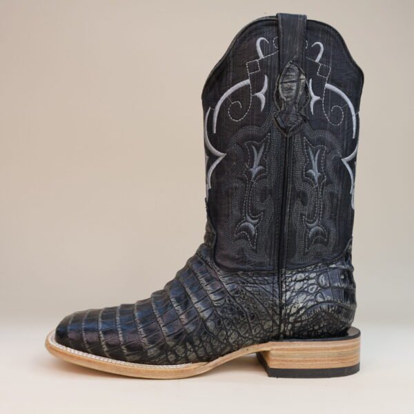 IMG_3634-scaled-1.jpg Pegazuz Caiman Belly Square Toe Boots