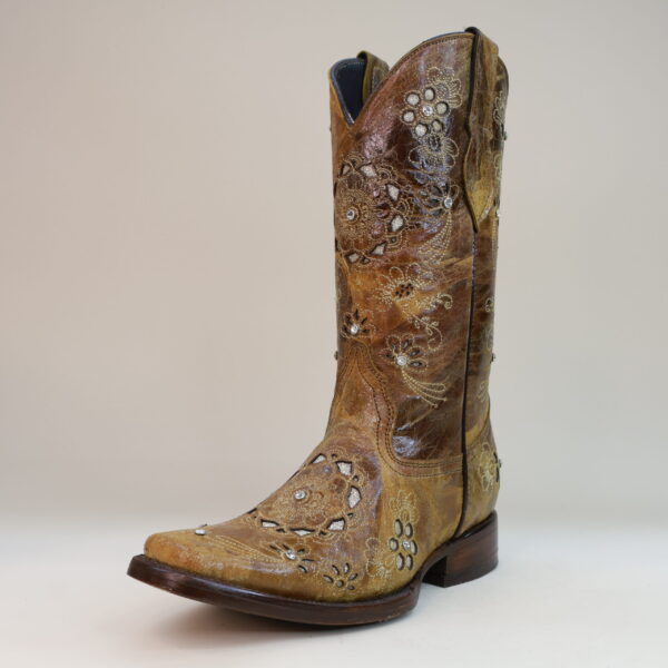 IMG_3682-scaled-1.jpg Lazer Rodeo Toe Boots