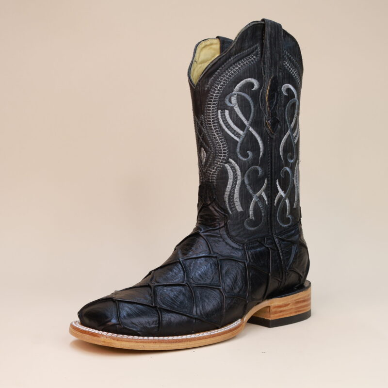 IMG_3913-scaled-1.jpg Pirarucu Square Toe Boots