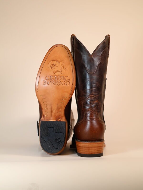 IMG_5465-scaled-1.jpg Classic Borrego Rodeo Royale Roper Toe Boots – Brown/Honey