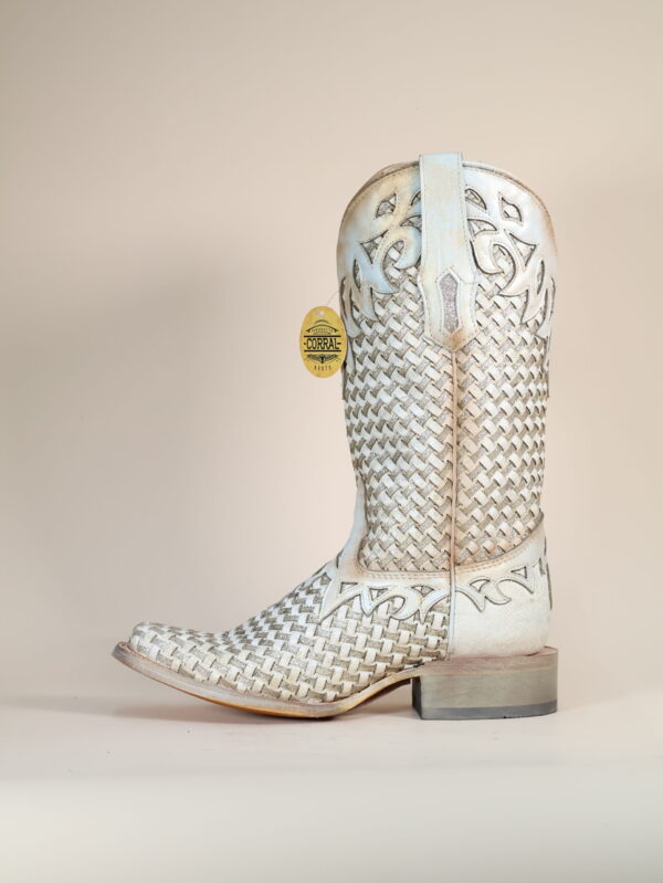 A4524 - WOMEN'S WHITE GLITTER WOVEN OVERLAY SQUARE TOE COWBOY BOOT