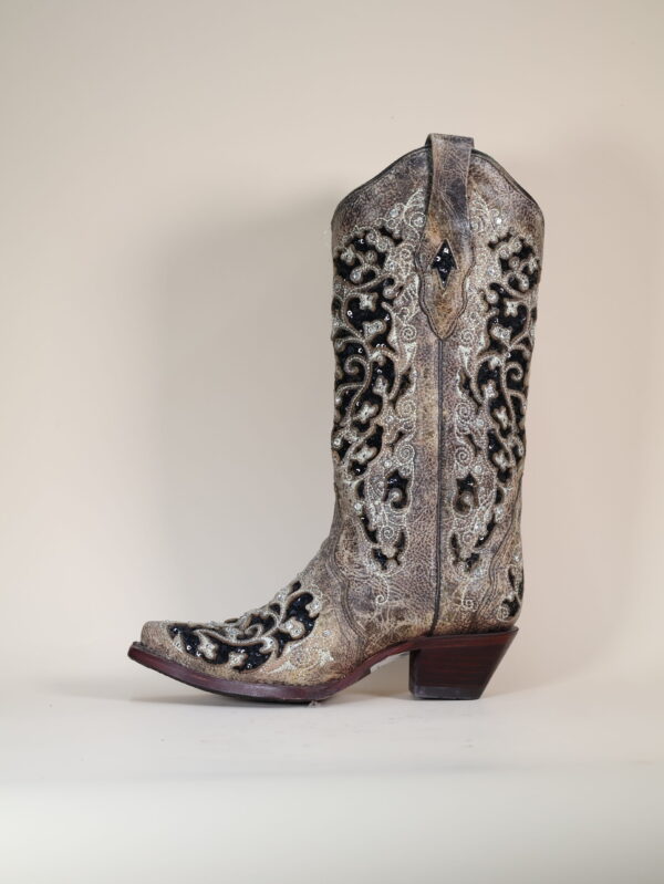 A3569 - WOMEN'S BLACK GLITTER INLAY FLORAL OVERLAY WITH CRYSTALS AND STUDS SNIP TOE BROWN COWBOY BOOT